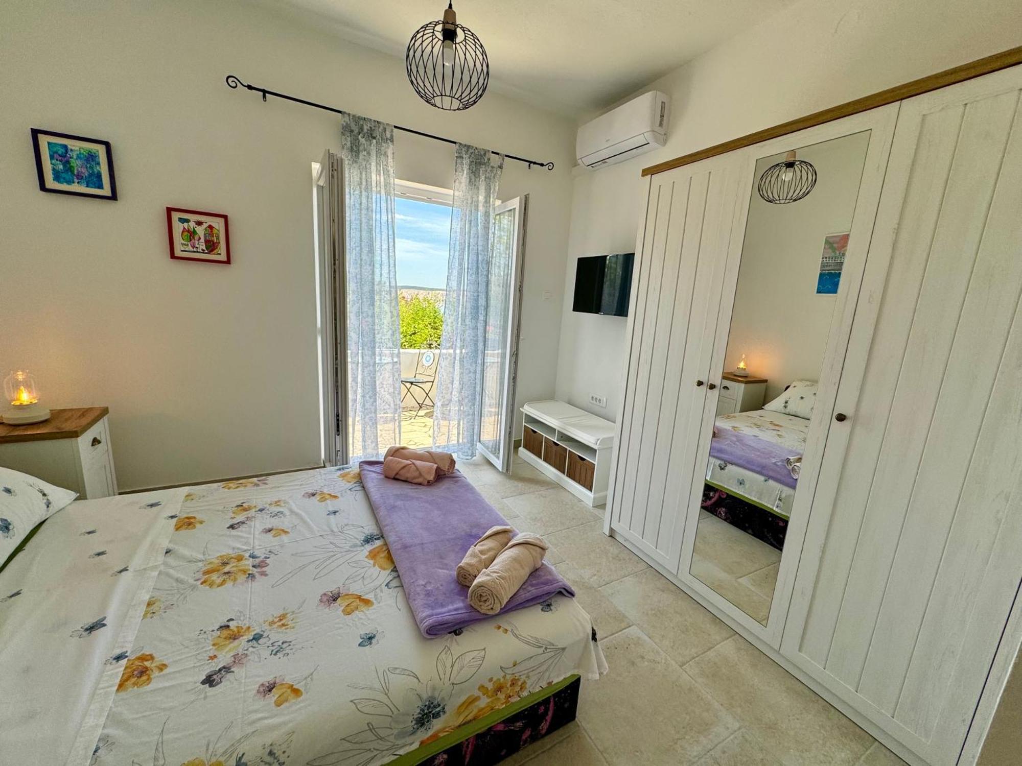 Apatmani Jugo I Bura Apartment Jadranovo Exterior foto