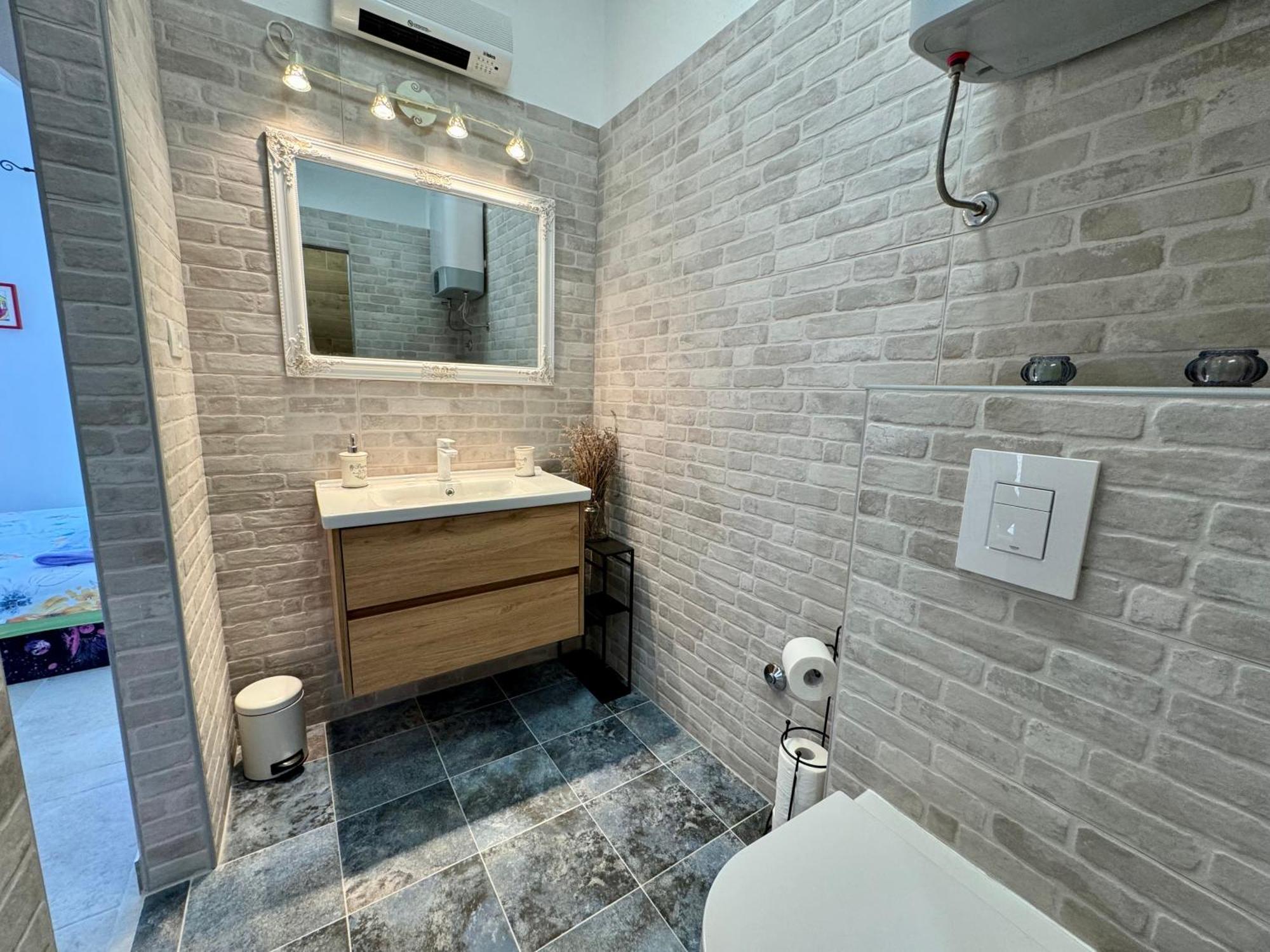 Apatmani Jugo I Bura Apartment Jadranovo Exterior foto